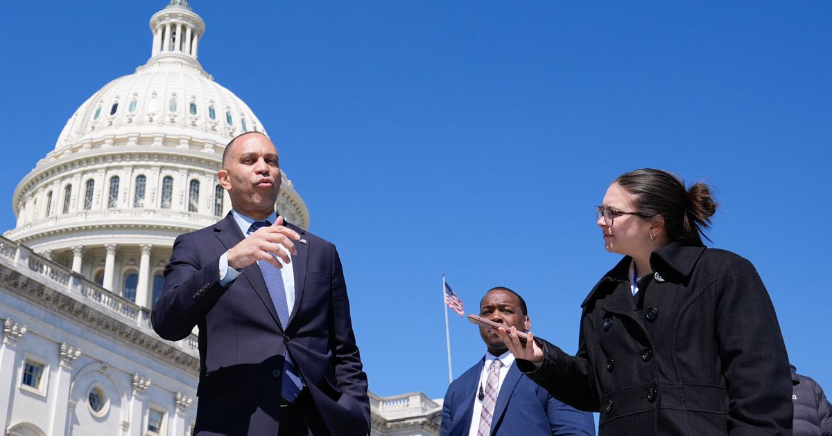 House Democrats will try anti-corruption message to gain traction against Trump