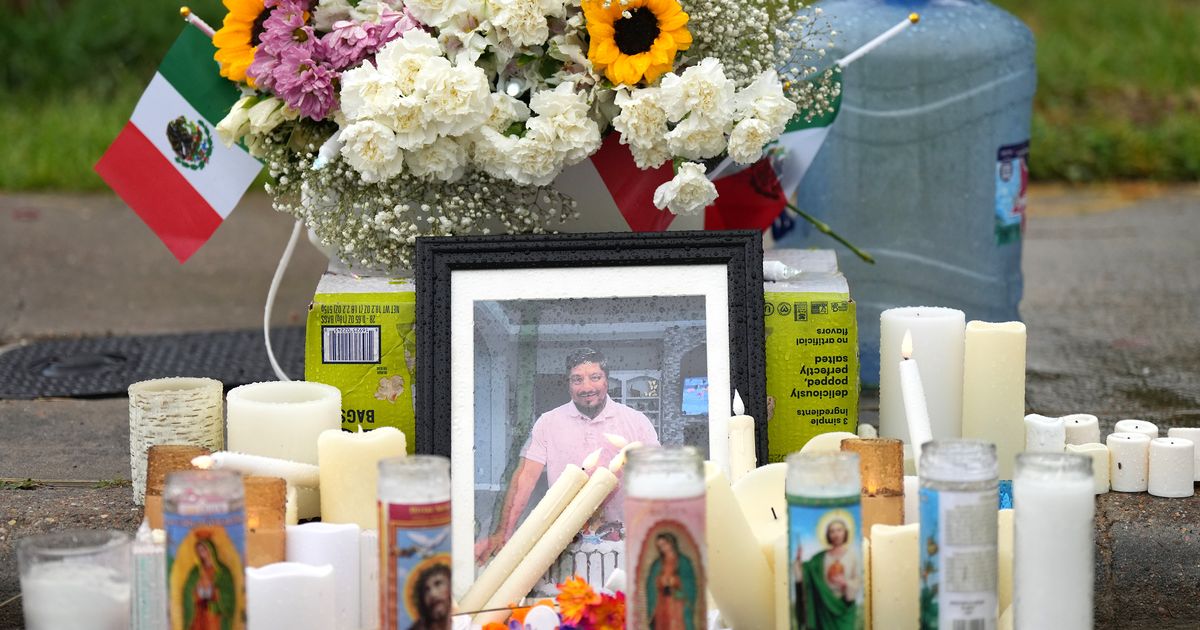 A Texas prosecutor reveals new details in an ICE killing of a Houston father
