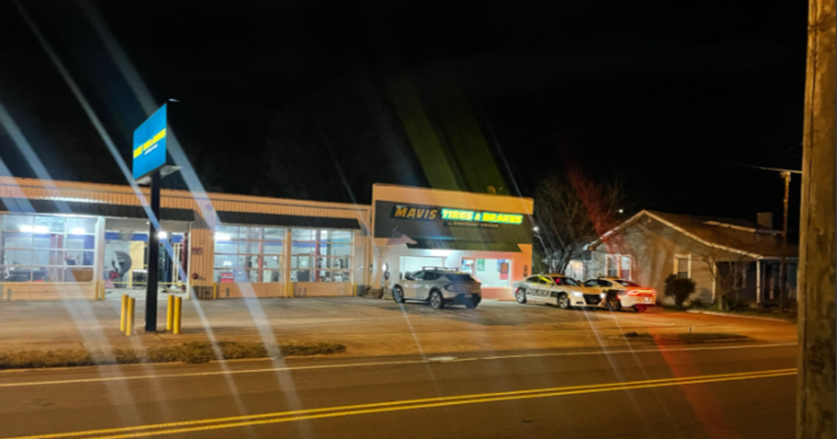Police investigate armed robbery at Durham auto repair shop