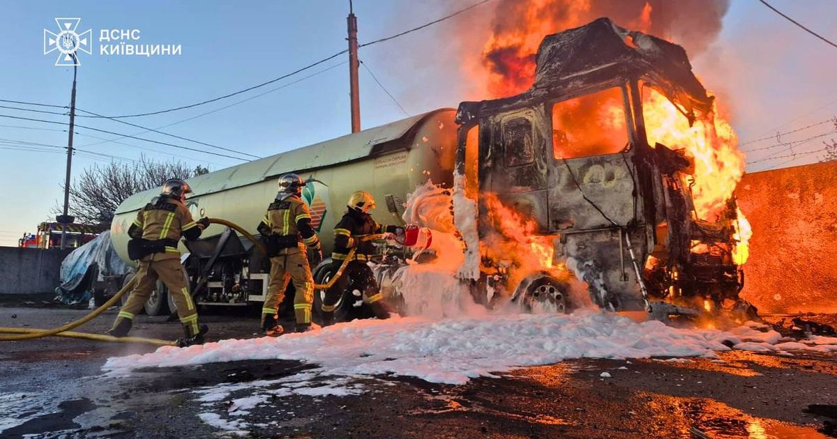 Zelenskyy slams Russia’s ‘utter cynicism’ as strikes kill 5 in Ukraine before brief truce takes hold