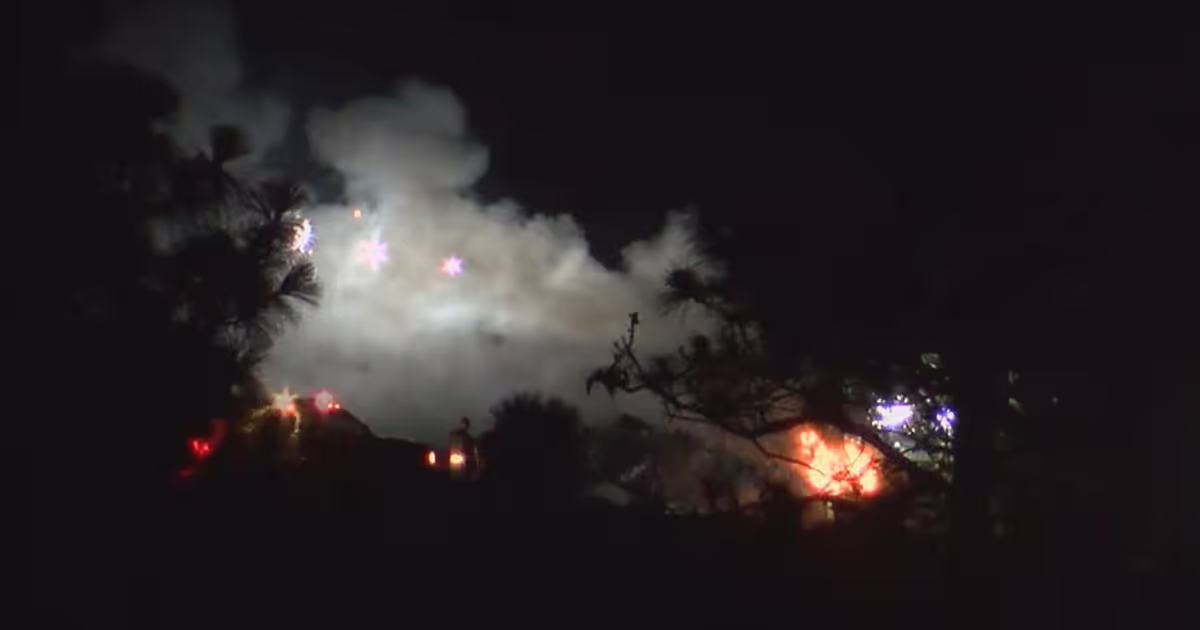 Crews contain 100-foot landfill fire in New Hanover County