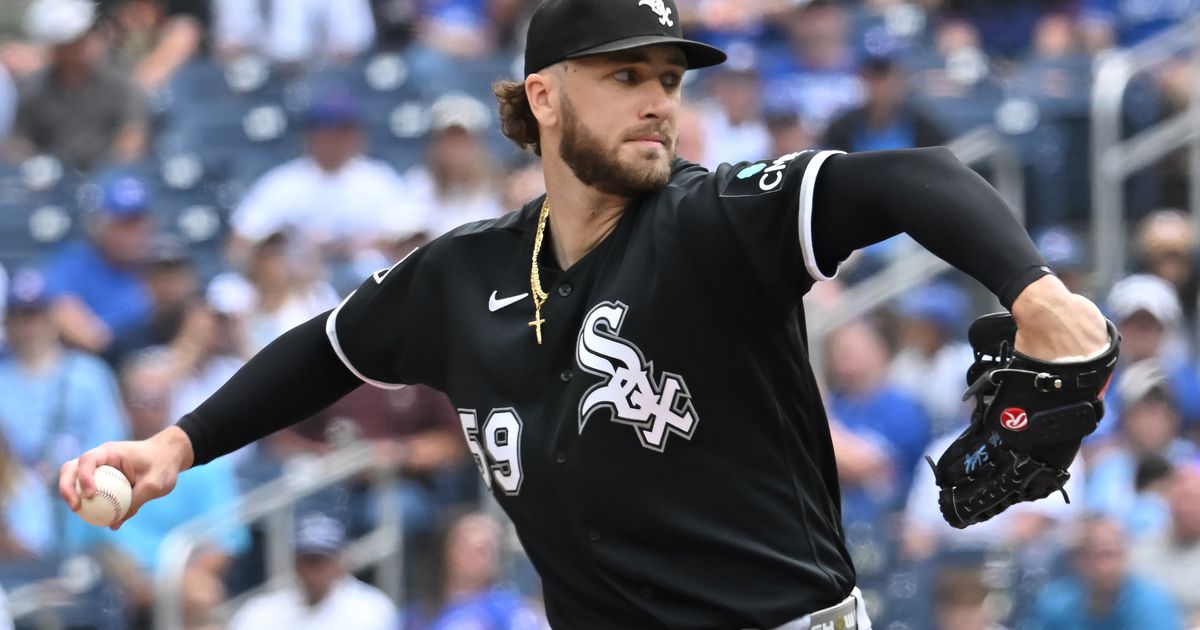 Burke and 2 relievers combine on 4-hitter, Colson Montgomery homers as White Sox beat Blue Jays 3-0