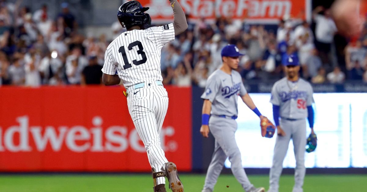 Jazz Chisholm Jr. hits tiebreaking homer in 8th and Yankees beat Dodgers 2-1 to split doubleheader