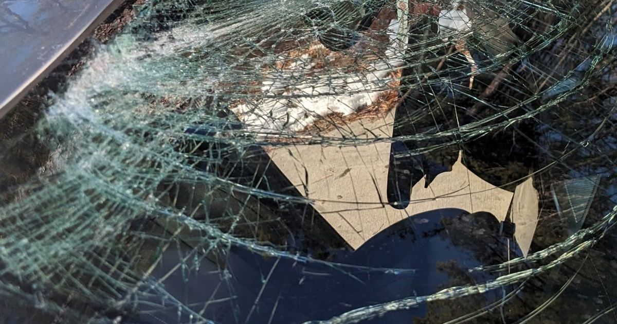 Youngsville woman warns other drivers after ice from other driver's roof smashes her windshield