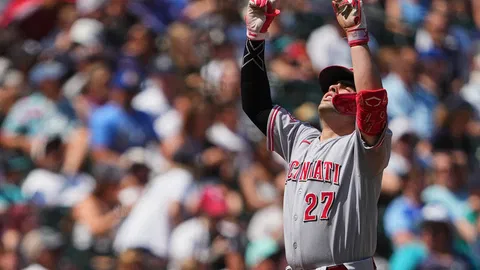 Stewart’s go-ahead, 3-run home run lifts Reds to 5-3 victory over Mariners