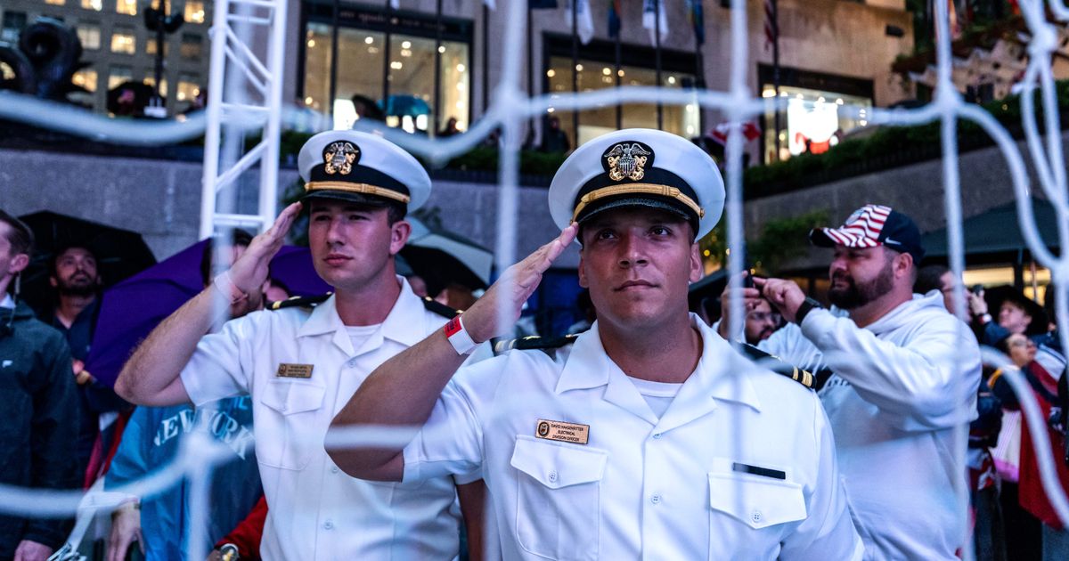 Navy says it will no longer release sailors' service history, another restriction on press access