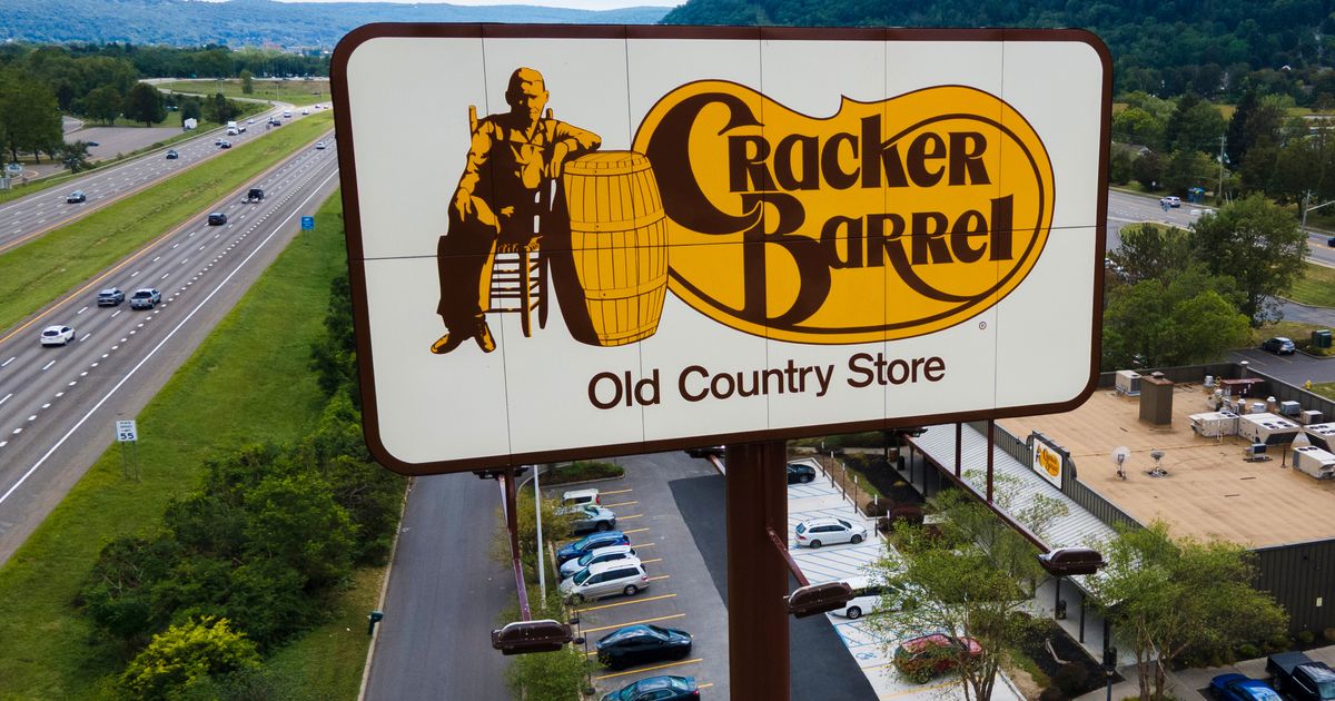 Cracker Barrel CEO steps down a year after logo debacle