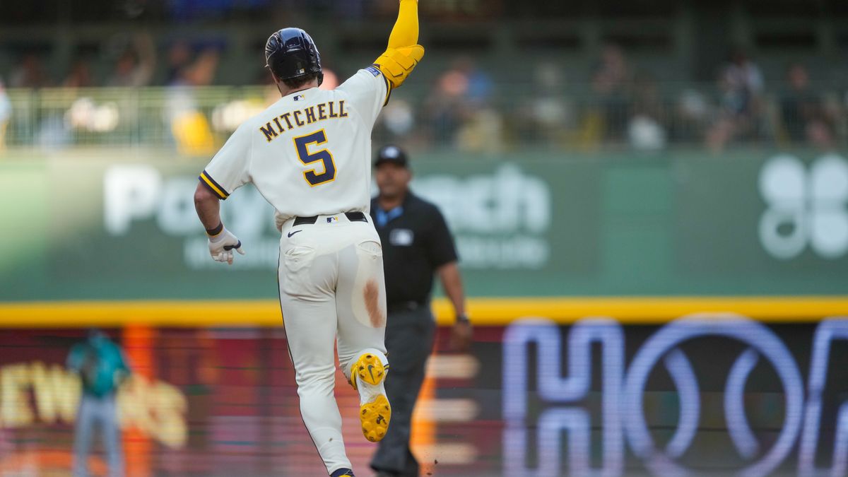 Garrett Mitchell and Gary Sánchez help Brewers score 6 in 1st inning ...