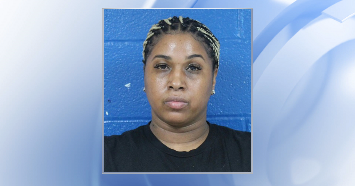 Corrections officer arrested, accused of trying to smuggle drugs into ...