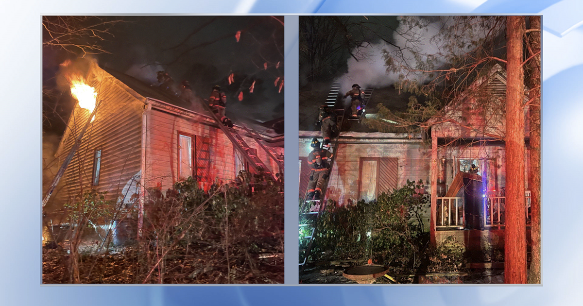 No reported injuries after early morning house fire in Durham