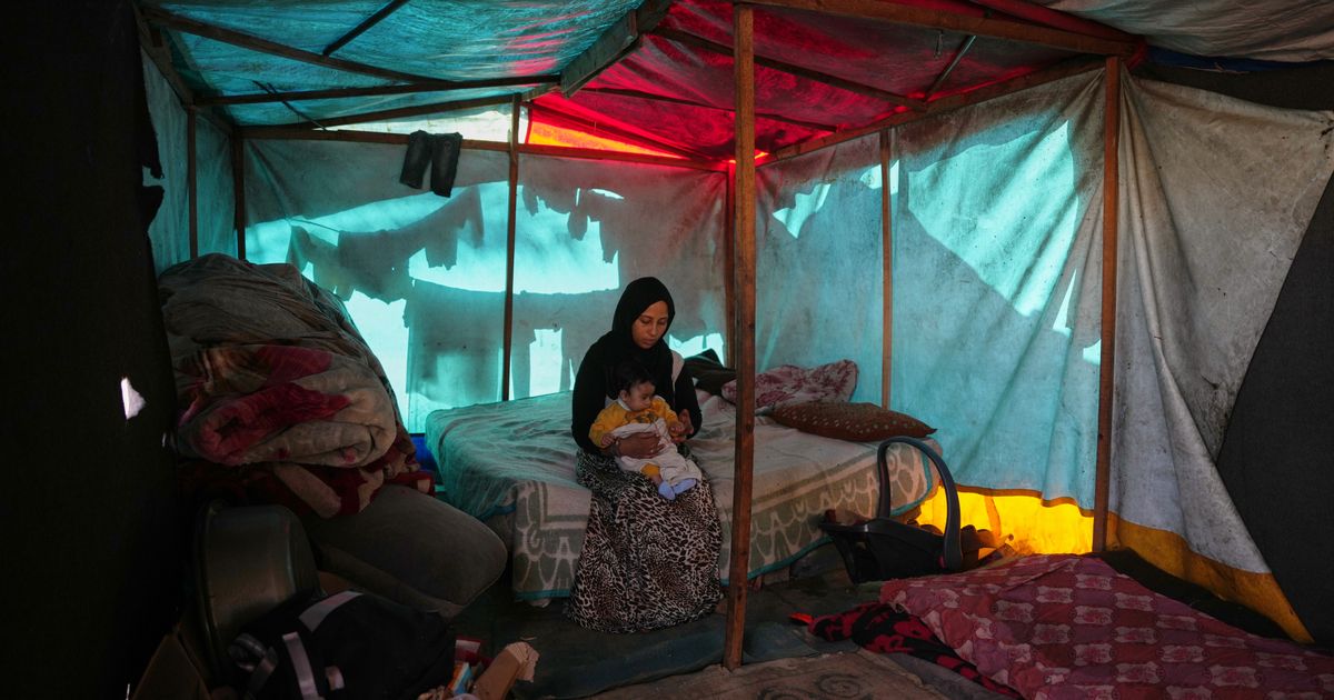 Chilly Gaza braces for more winter rain and word of any progress in ceasefire talks :: WRAL.com  www.wral.com