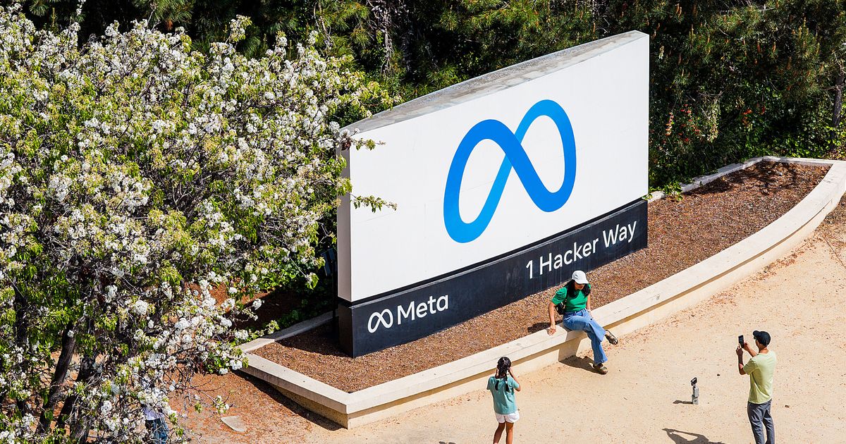 Meta beats revenue expectations, boosts capital spending forecast for 2026