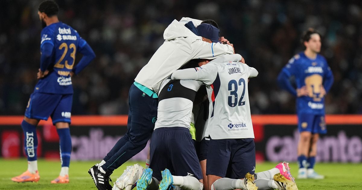 Cruz Azul rallies past Pumas 2-1 to win the Clausura title on a stoppage-time goal
