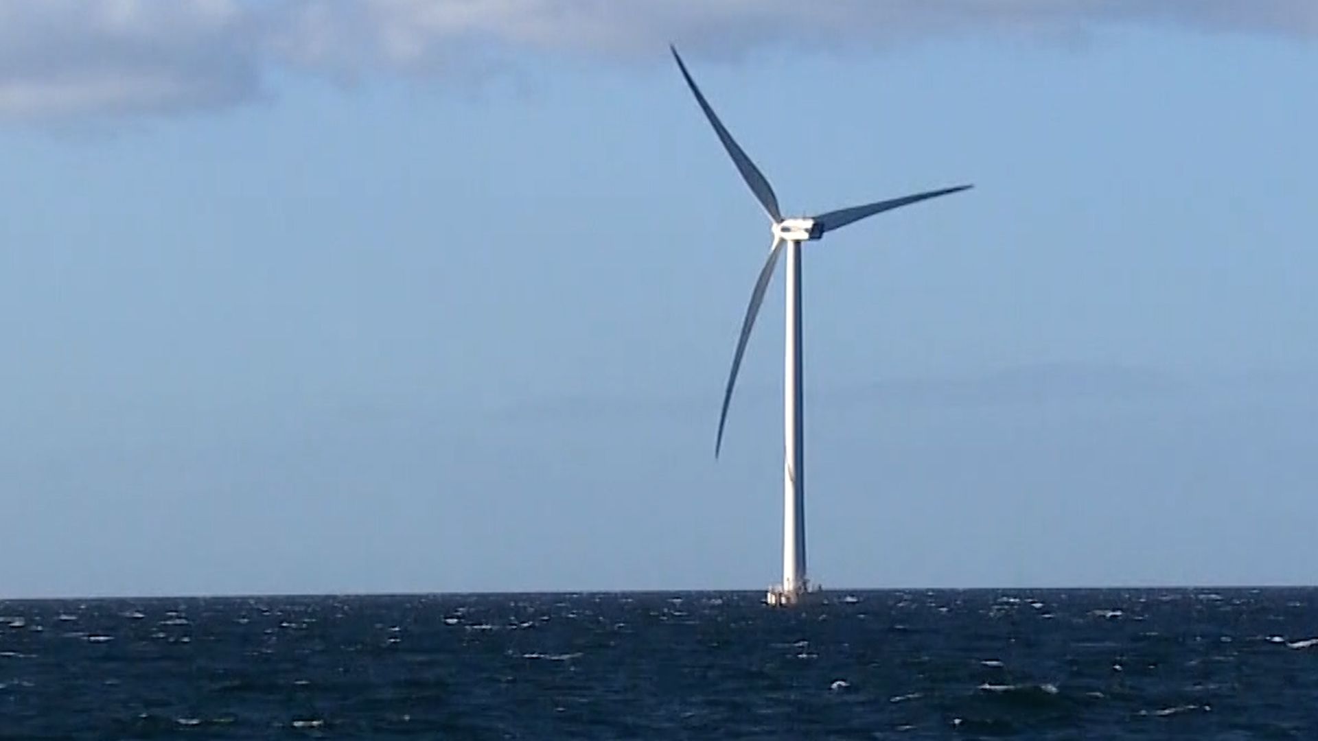 wral.com - Liz McLaughlin, WRAL Climate Change Reporter - NC offshore wind project canceled as $1B deal shifts investment to fossil fuels