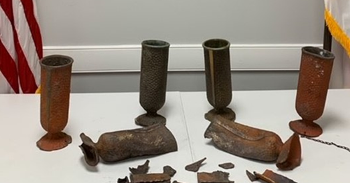 About 200 bronze vases stolen from Wayne County cemetery, two charged