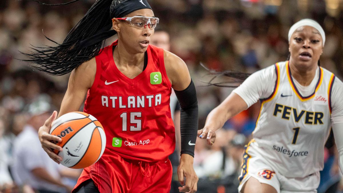 Allisha Gray and Rhyne Howard score 20 apiece, Dream beat Fever 80-68 in  Game 1 of WNBA playoffs :: WRAL.com