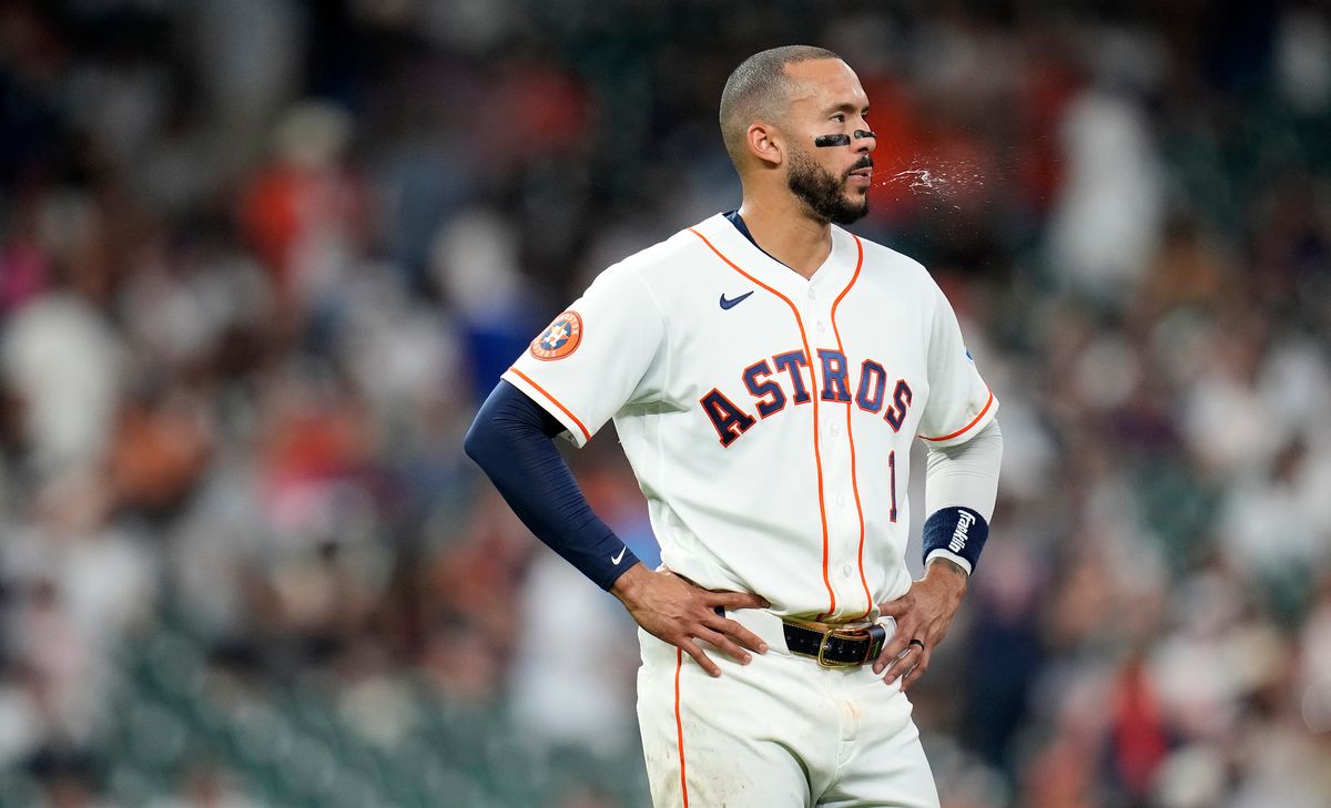 Carlos Correa's Season Ends With Ankle Surgery
