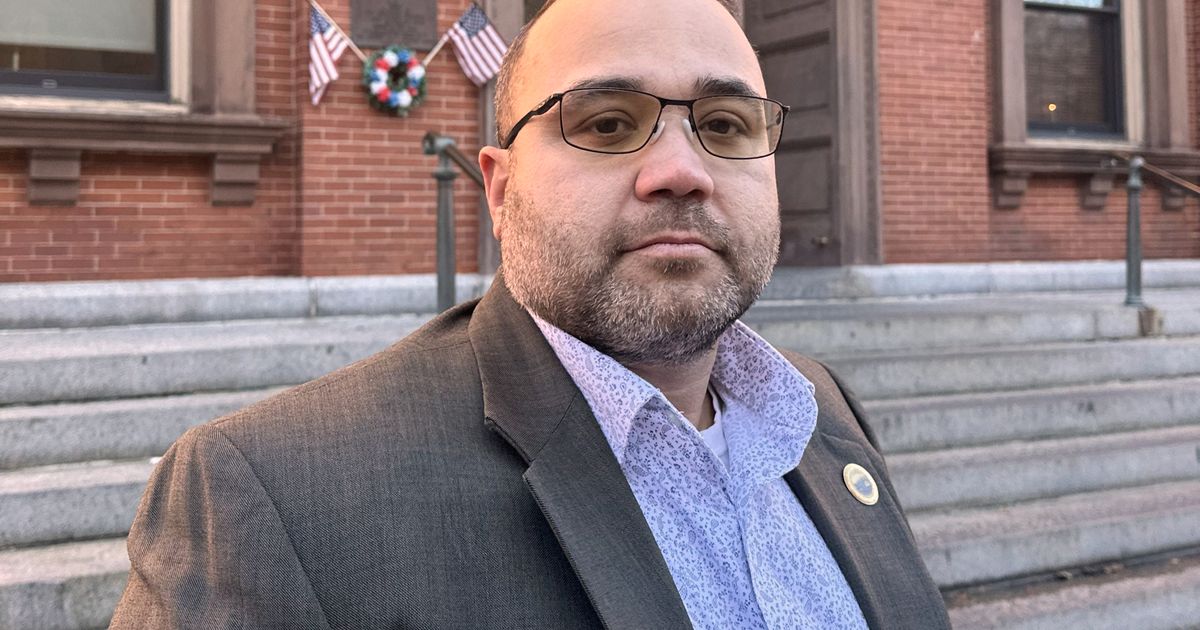 Massachusetts GOP lieutenant governor candidate suspends campaign after arrest in car crash