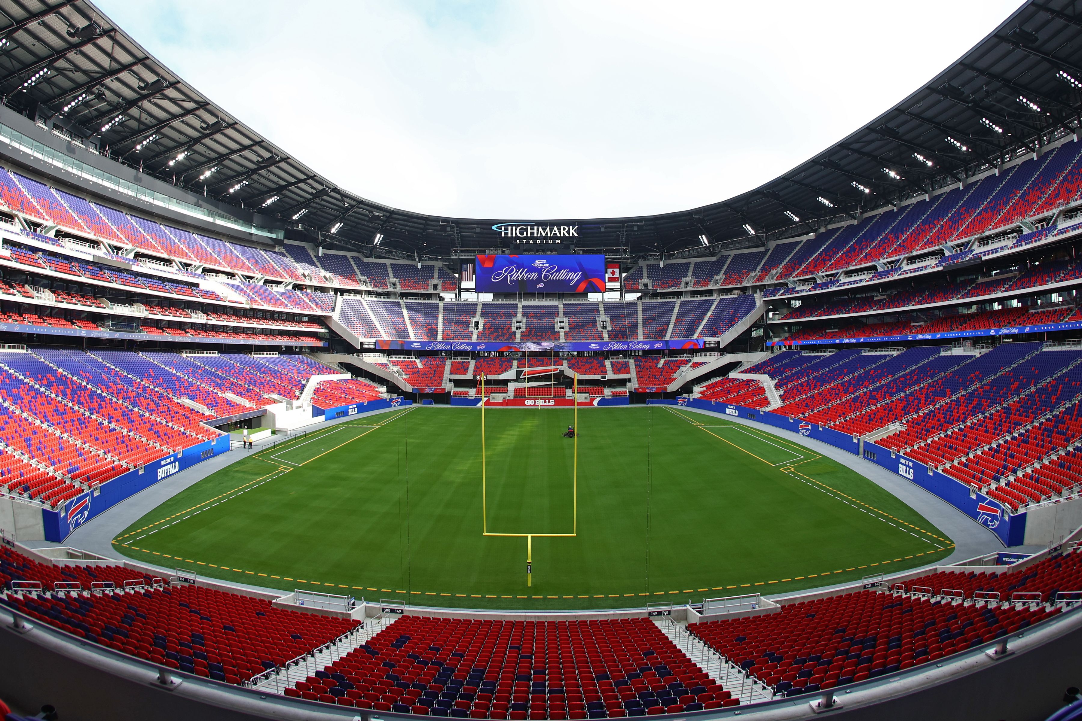 Buffalo Bills to address seating sightline concerns on a case - by - case basis at new $2 . 1B stadium