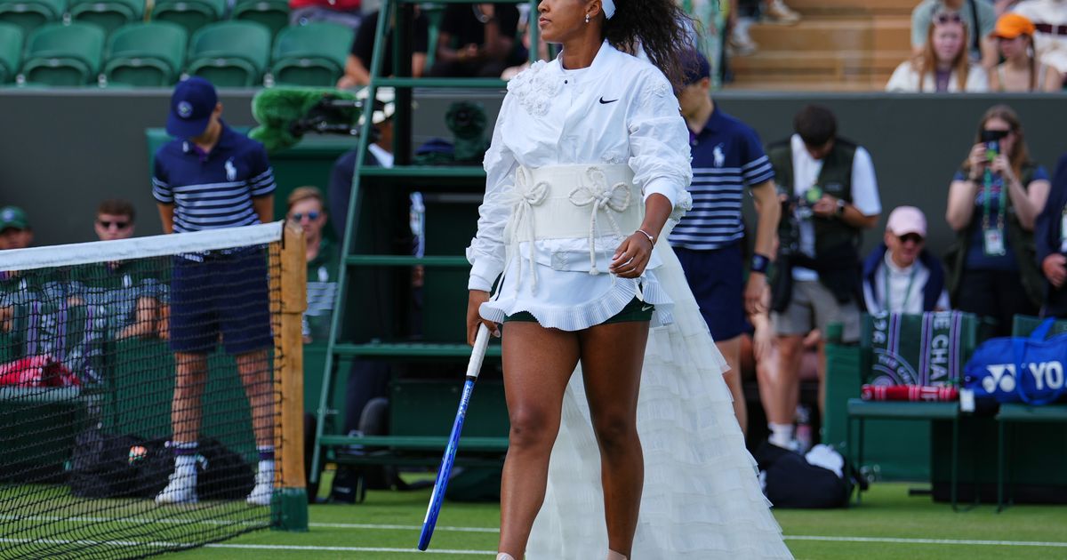 Naomi Osaka shows off another fashion creation before reaching 3rd round at Wimbledon
