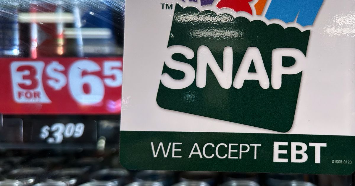 Judge rules government can't stop SNAP dollars from buying candy and sugary drinks