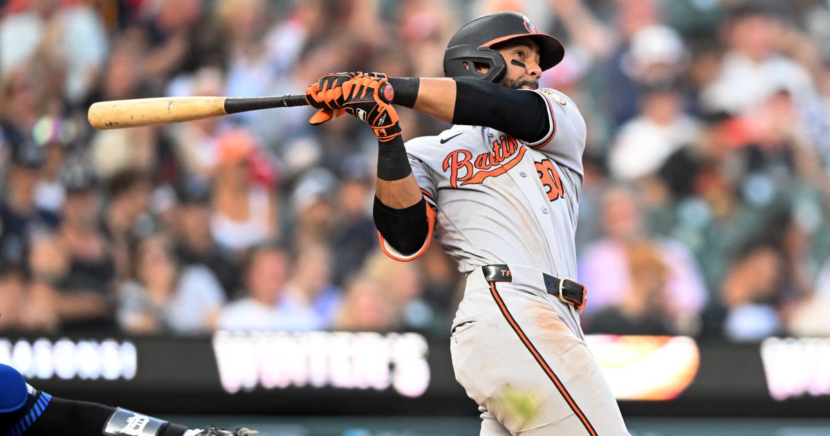 Holliday's 4 hits, Orioles' 3 homers leads to an 8-5 victory over the Tigers