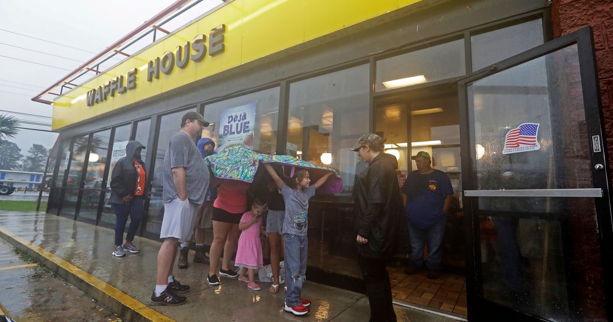 The Waffle House Index helps Southerners — and FEMA — gauge a storm's severity