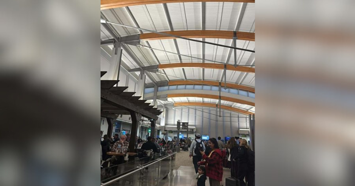 Over 900 Duke Energy customers without power, including RDU Airport