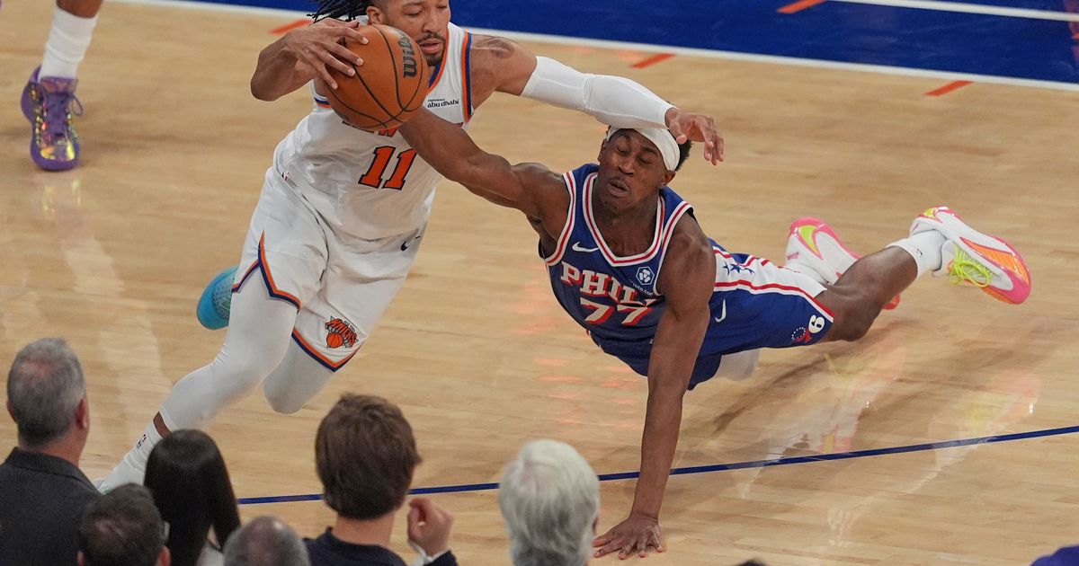 Knicks crush the 76ers 137-98 to start the second round and keep up a historic postseason roll