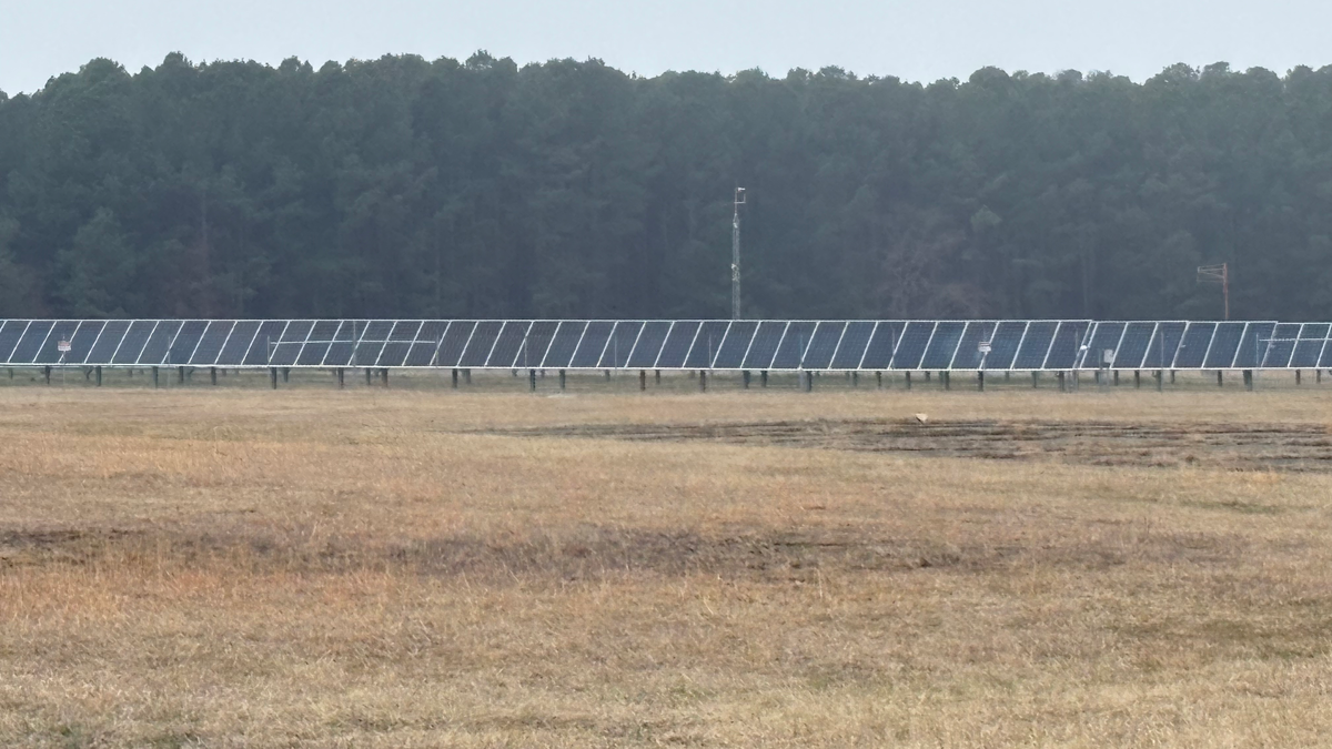 wral.com - Liz McLaughlin, WRAL climate change reporter - Report: Solar tops new grid growth. Why is Duke Energy slowing its rollout?