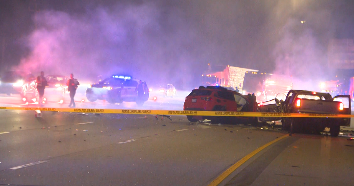Wrong-way crash on I-40 in Raleigh sends three people to the hospital ...