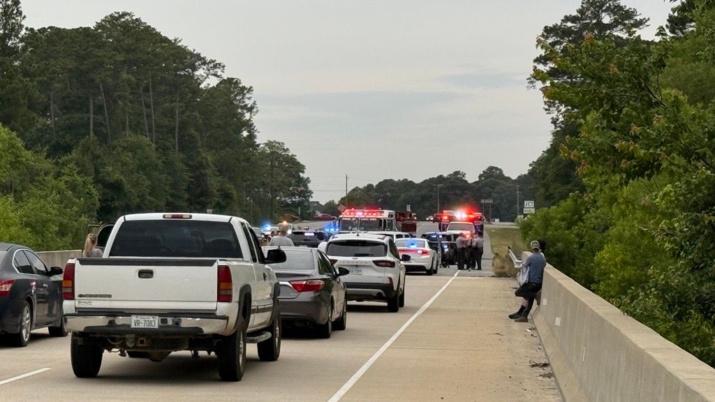 Driver accused of leading troopers on chase , crashing into patrol cars arrested