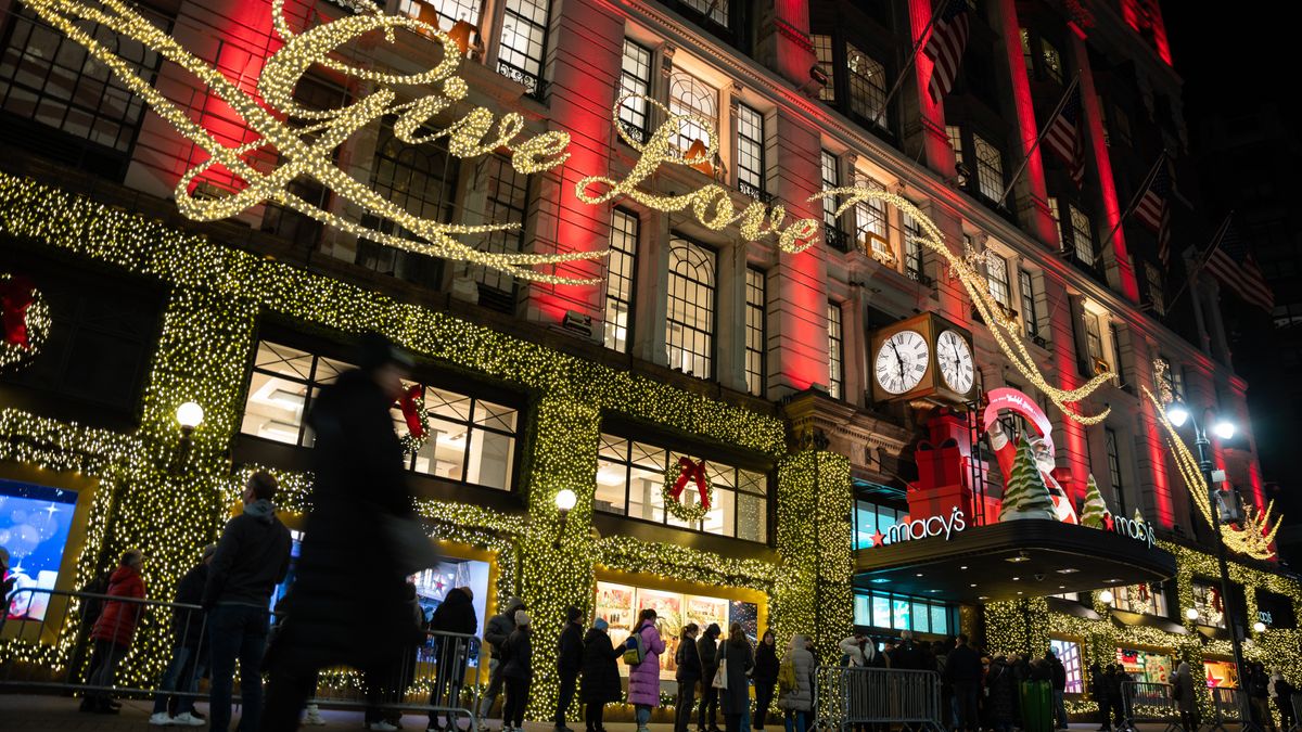 wral.com - Associated Press - New Year's Day: What's open? Retailers. What's closed? Government and banks