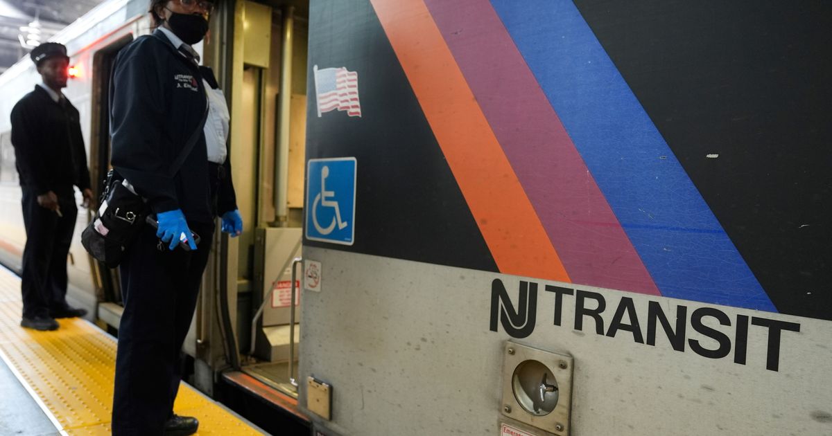 Train fire near New York’s Penn Station injures 5 and snarls morning commute