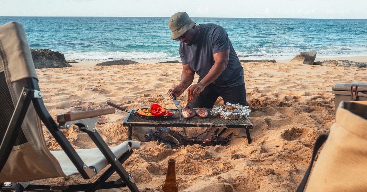 Why eat junk on a camping trip? Tips and recipes for nutritious food on the trail