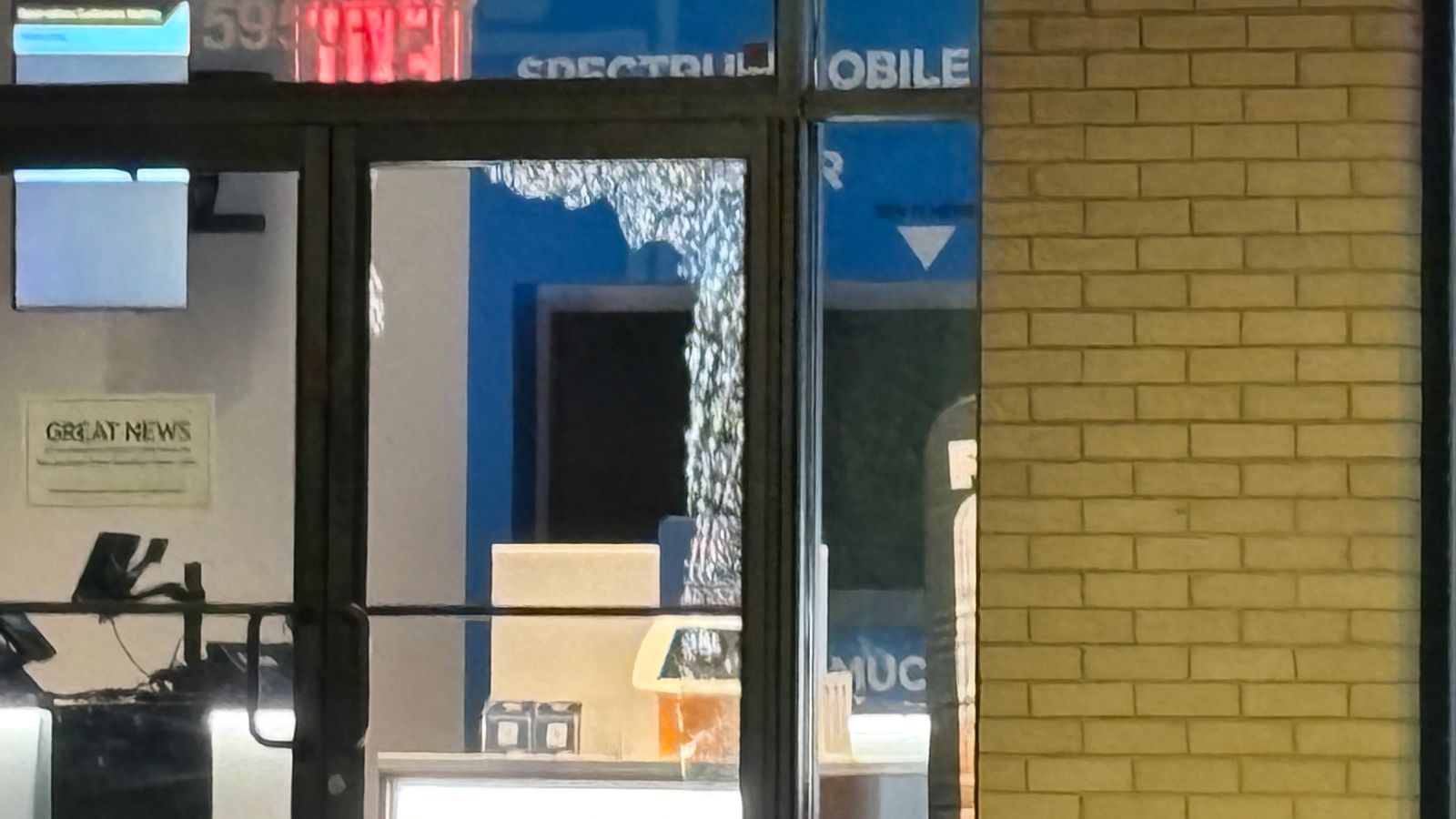 Gunfire shatters windows at Spectrum store, finance business near Triangle Town Center in Raleigh