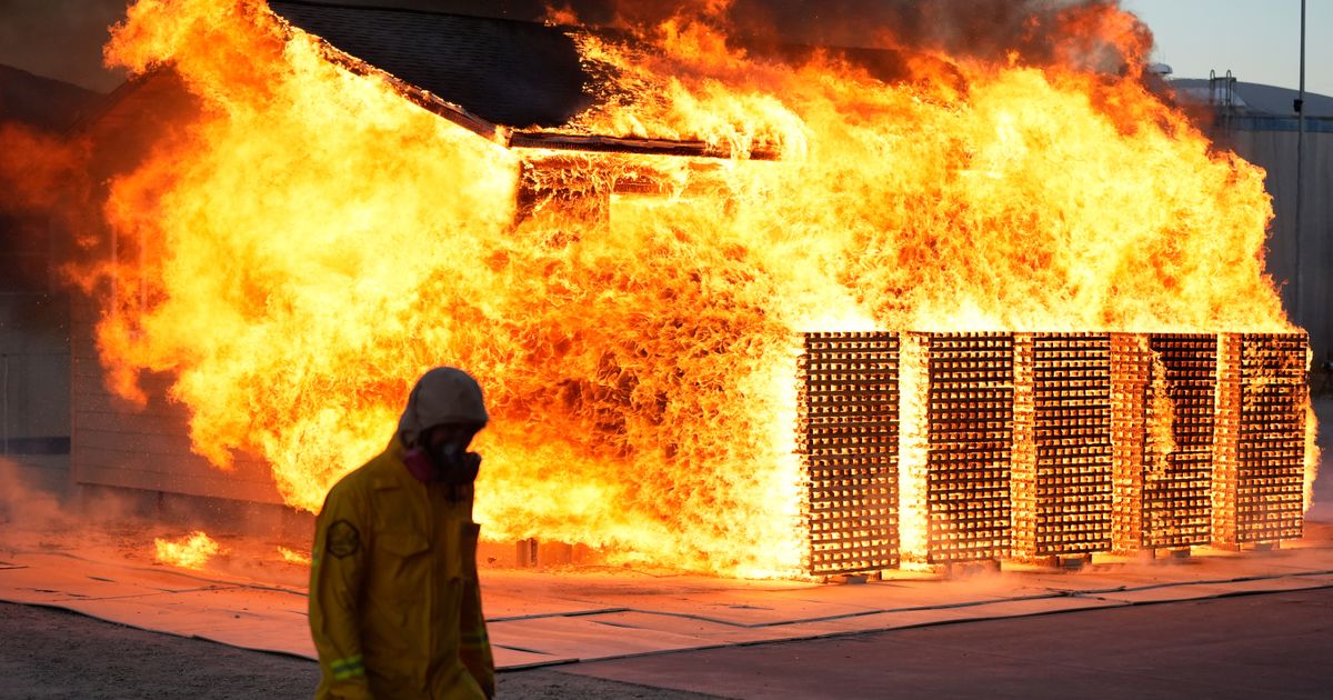 As the planet warms, scientists burn homes to figure out how to best protect them in wildfires