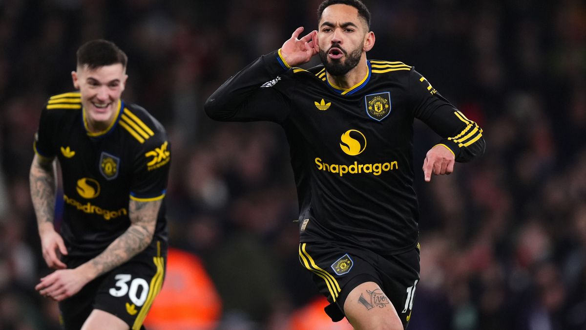 Man United and Matheus Cunha stun Arsenal with 3-2 win to blow Premier  League title race wide open :: WRAL.com