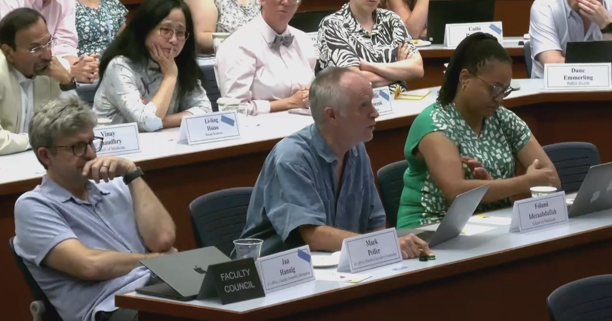 'An abandonment': UNC faculty, students raise concerns over campus alert system