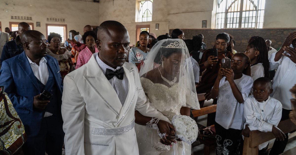 How the Ebola outbreak is changing weddings in Congo