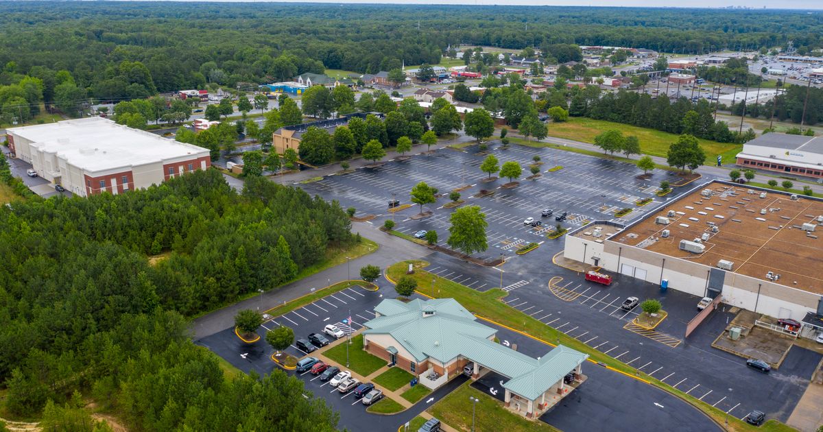 A bank robber’s cellphone gave him away. Now the Supreme Court is hearing his case