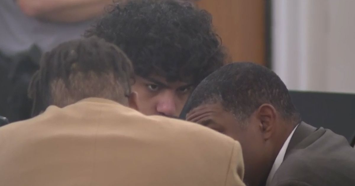 Jury gets closer to verdict in Issiah Ross double murder trial
