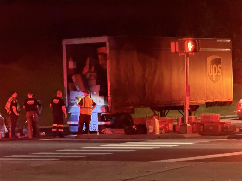 Driver safe after UPS truck catches fire on I-85 in Durham :: WRAL.com