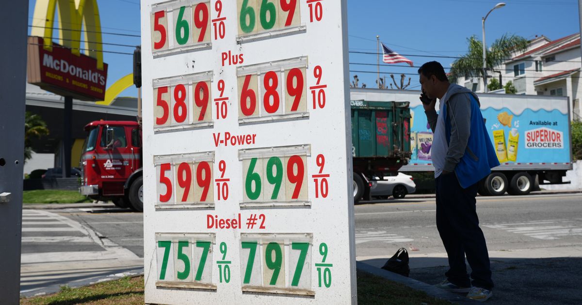 U.S. economy grew 2% from January-March, recovering from federal shutdown; Iran war clouds outlook