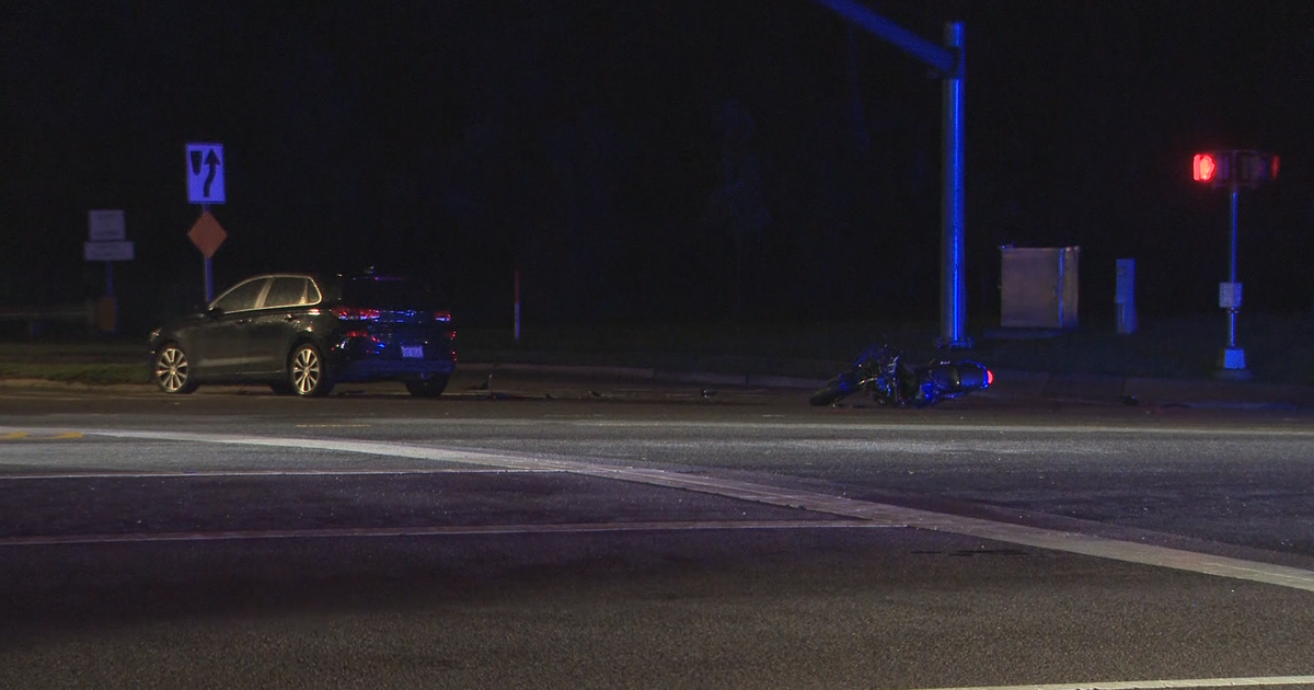Police investigating apparent motorcycle crash at Cary intersection