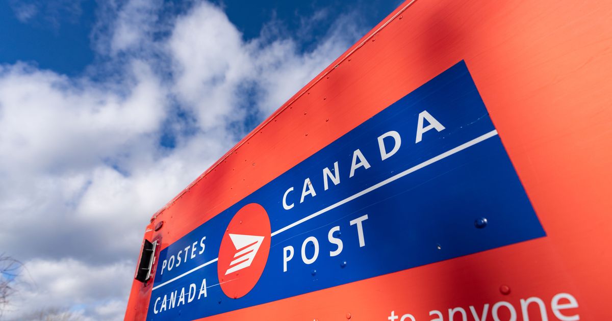 Canada Post taking steps to stop home mail delivery