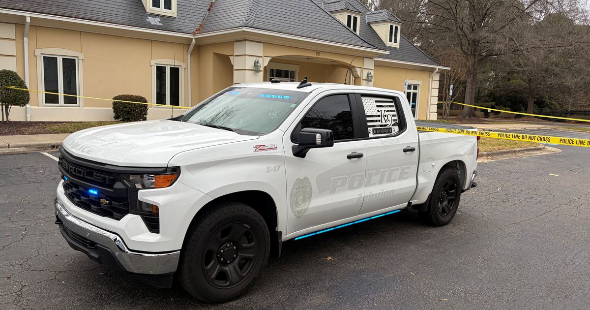 Zebulon police search for armed bank robbery suspect