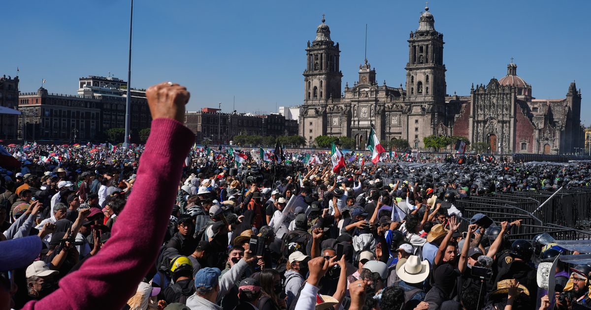 Thousands protest crime and corruption in Mexico City as 'Gen Z' protests gain momentum