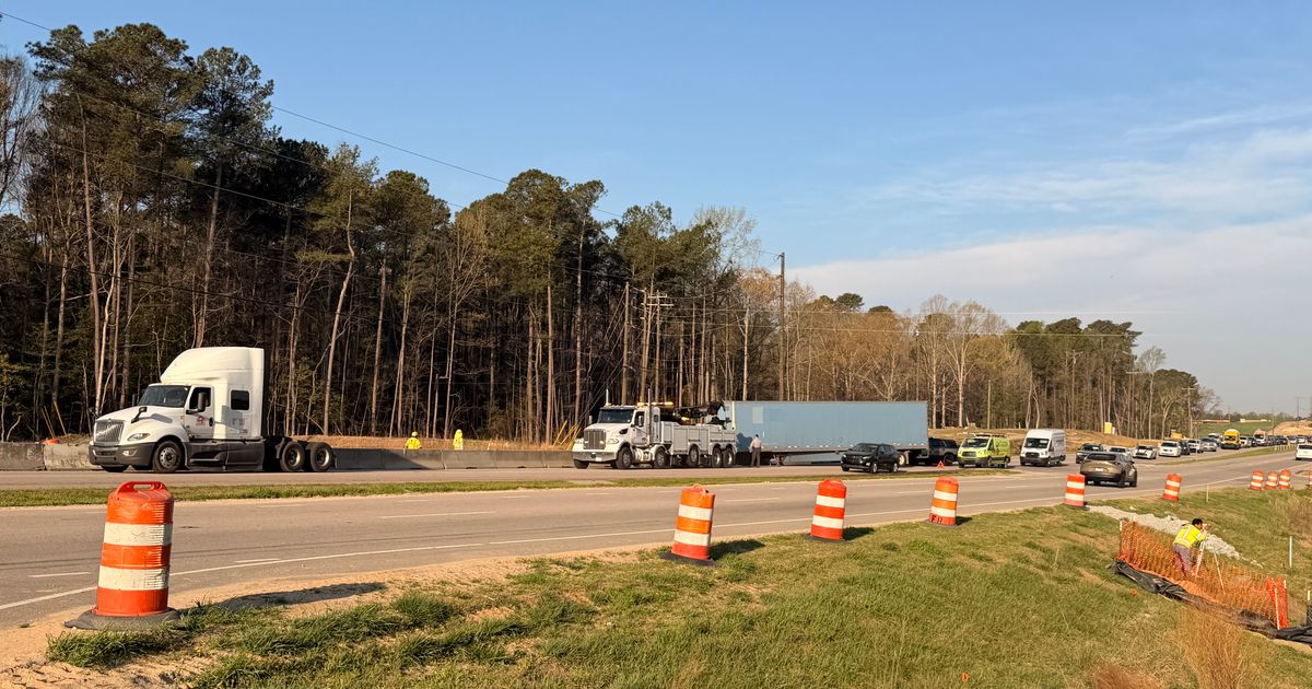 Tractor-trailer causes delays on US 70 near Garner