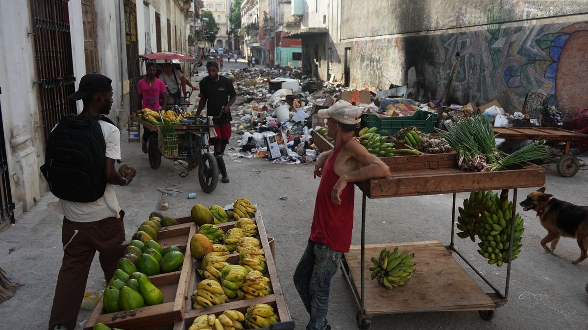 wral.com - Cubans struggle to bounce back after 6th nationwide blackout this year